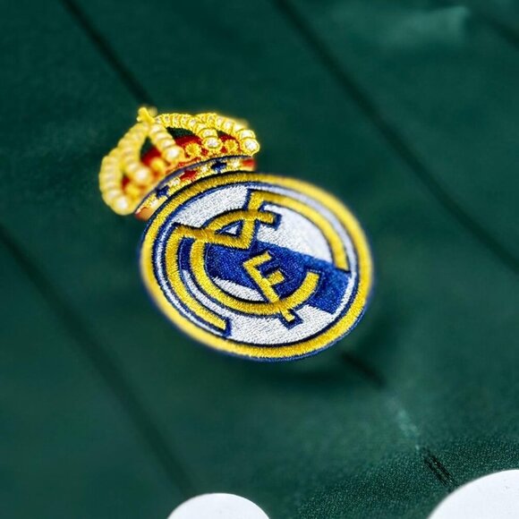 Adidas Ronaldo #7 Real Madrid 2012-13 Third Jersey Retro Green Long Sleeve - Picture 7 of 15